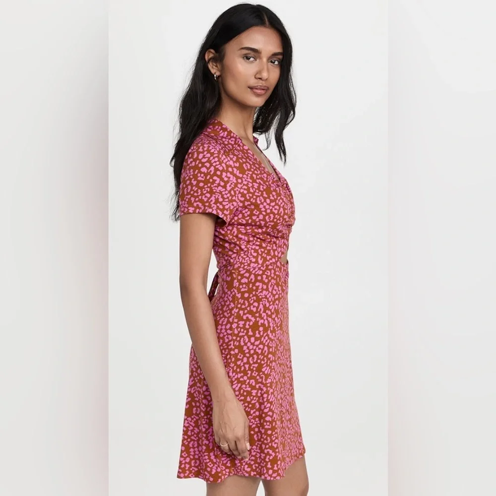 Free People dizzying spots